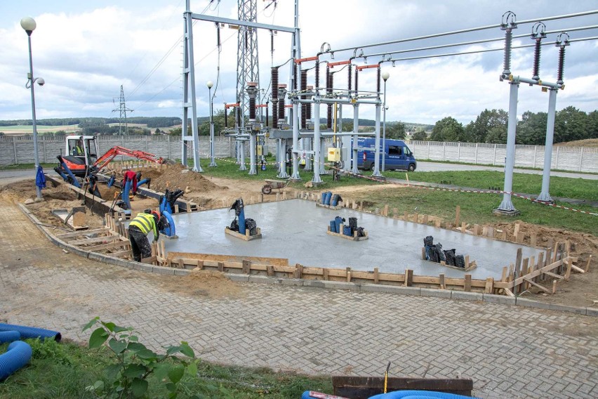 Tauron Dystrybucja buduje system magazynowania energii w Cieszanowicach w gminie Kamiennik