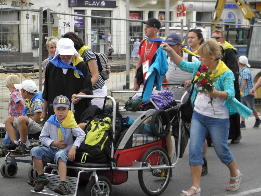 Pielgrzymka sosnowiecka jest już na Jasnej Górze [ZDJĘCIA]