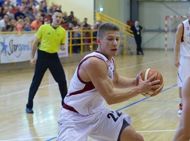 Marcin Dymała rzucił 8 punktów i miał 9 zbiórek.