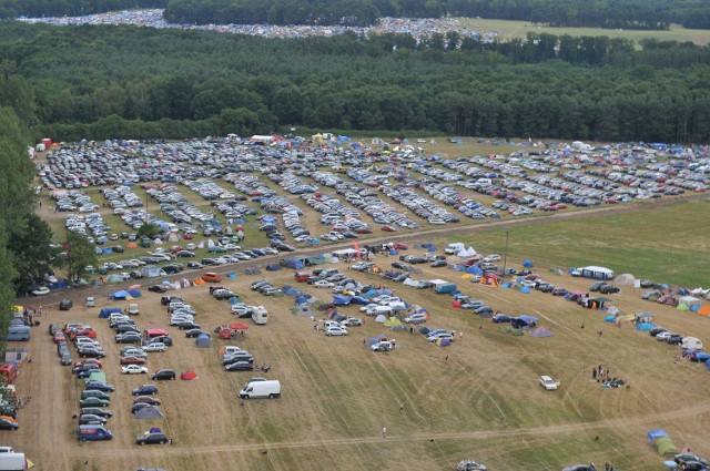 Wiadomo, że na Przystanku Woodstock 2016 parkingi będą bardziej zatłoczone niż na tym zdjęciu.