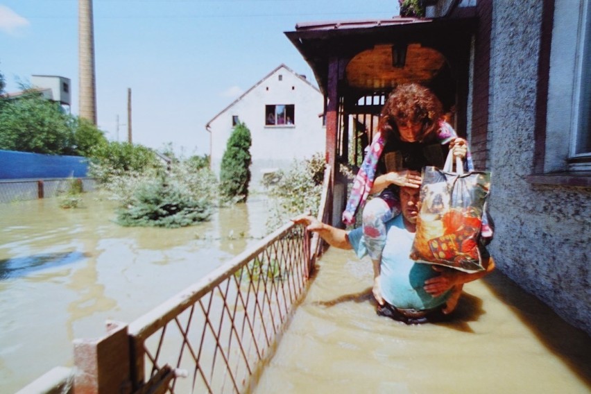 Wielka woda. Powódź 1997 roku w obiektywie fotoreporterów DZ