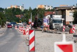 Budowa buspasa na ul. Kolbego w Bydgoszczy to dla mieszkańców istna droga przez mękę