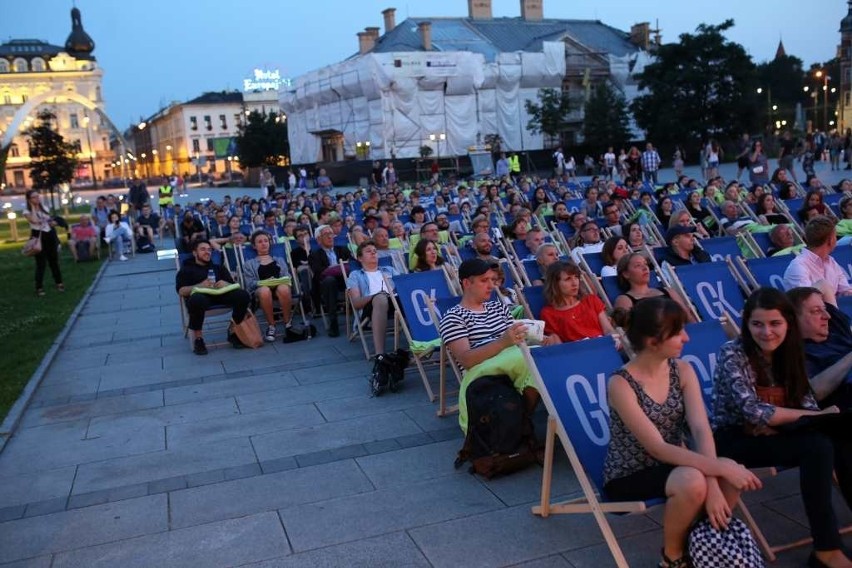 Kino Letnie przed Galerią Krakowską [ZDJĘCIA] 