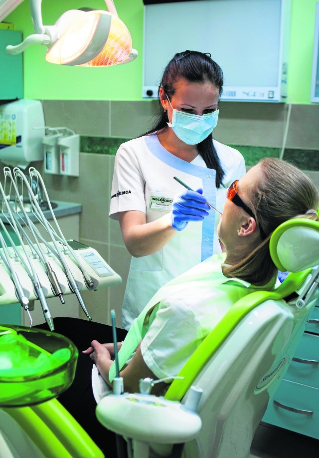 Usługi dentystyczne, jak wszystkie inne, podlegają reklamacji
