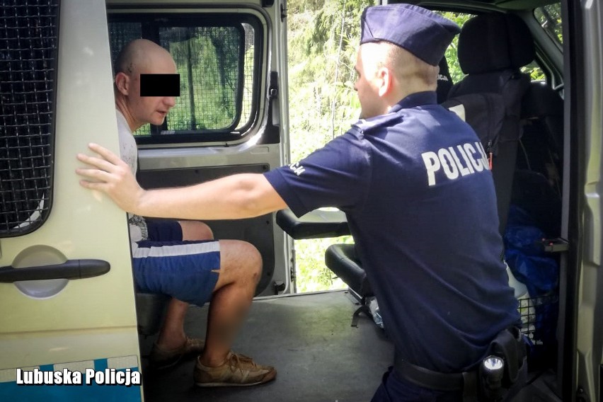 Policjanci w Zielonej Górze na ul. Strzeleckiej zauważyli...