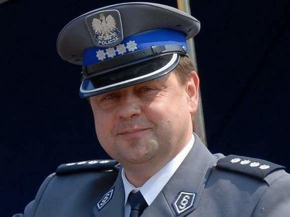 Janusz Pawelczyk policjantem przestał być z końcem stycznia. Od 1 lutego pełni funkcję doradcy prezydenta Janusza Kotowskiego. Zajmuje się przede wszystkim problemami związanymi z bezpieczeństwem mieszkańców Ostrołęki