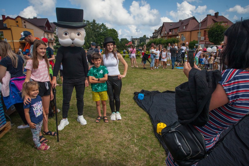 Gra MONOPOLY Bałtyk zadebiutowała we Władysławowie. Zdjęcia, wideo