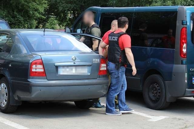Dilerzy przewozili w taksówce w Toruniu 1,2 kg amfetaminy