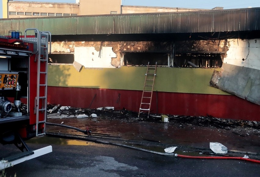 Po pożarze sklepu Platan w Szczecinie. Wszystko w rękach biegłego 