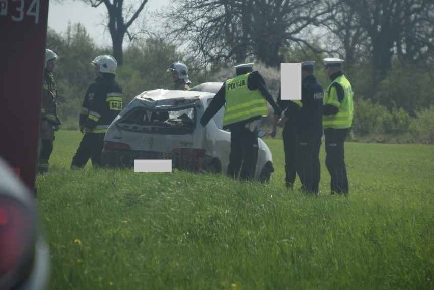 Samochód osobowy dachował w Oborze.

Przejdź dalej -->