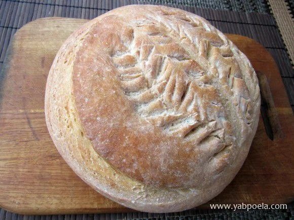 Palyanica to narodowy ukraiński chleb wypiekany na wsiach w prawdziwych piecach.