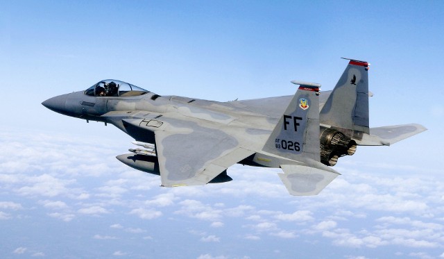 Ołeksij Reznikow chciałby, by ukraińscy piloci szkolili się między innymi na samolotach F-15