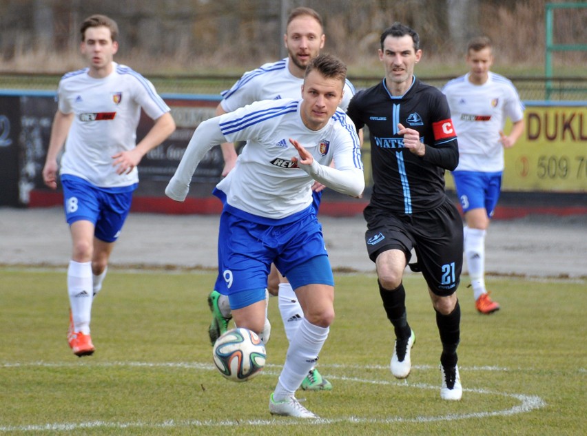 Karpaty Krosno - Stal Rzeszów 1:0 (1:0).