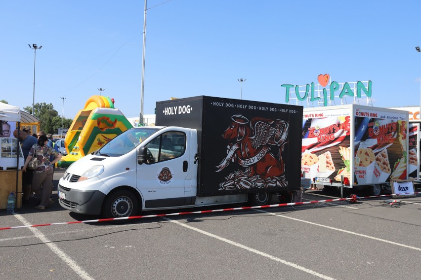 Zlot foodtrucków w Łodzi. Tym razem na parkingu przy CH Tulipan. Zobacz, co można zjeść!