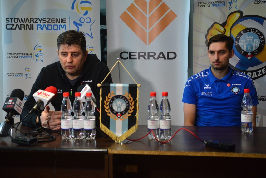 Robert Prygiel (od lewej), trener Cerradu Czarnych Radom i...