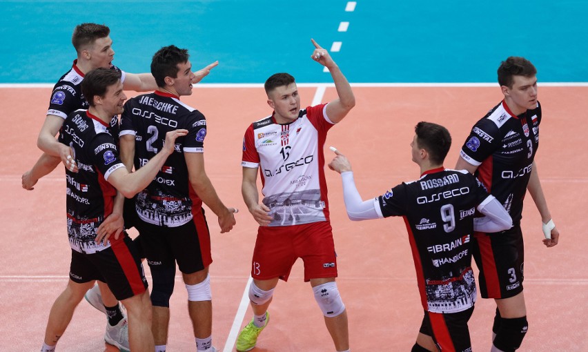 Asseco Resovia pokonała Dukle Liberec 3:1.