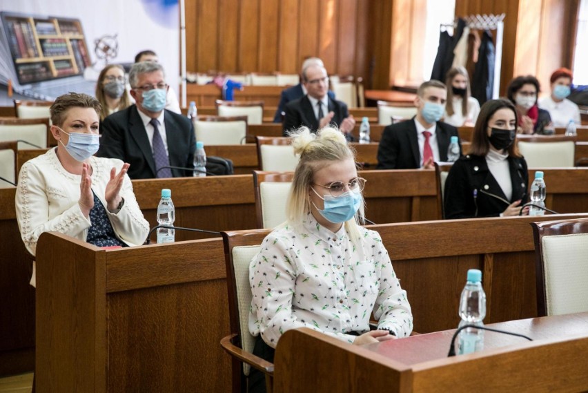 Pół tysiąca uczniów techników i szkół branżowych w regionie...