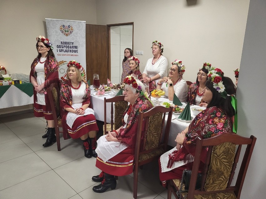 Koło Gospodyń Wiejskich „Głowaczowianki” z Głowaczowa obchodziło jubileusz 5-lecia. Przybyło wielu gości