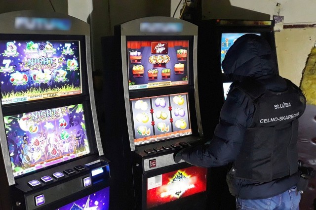 Nielegalne automaty hazardowe zatrzymano w Łomży