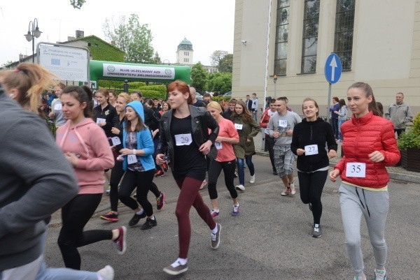 W  biegu wzięło udział ponad 200 zawodników