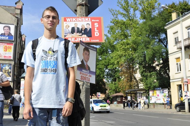 - Zgadzam się z akcją na Facebook-u. Nie zagłosuję na nikogo, kto zaśmieca miasto plakatami &#8211; mówi Michał Warchoł z Radomia. 