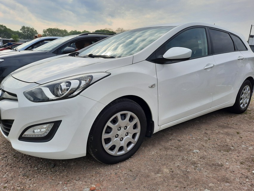 Hyundai i30; 1,4 diesel; rok prod. 2014; cena 34 000 zł.