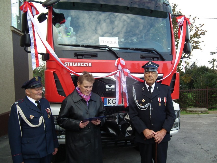 W Krygu druhowie ochrzcili nowy wóz strażacki