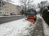 Trwa Akcja Zima! W Poznaniu cały czas odśnieżane są miejskie ulice. Każdy może zgłosić drogowcom problem