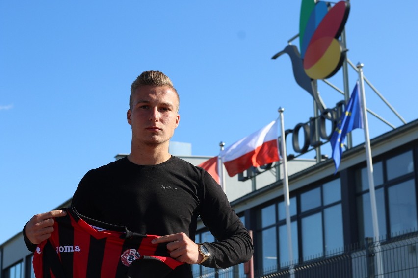Wisła Sandomierz ma nowego piłkarza. Został nim Jakub Janik, były zawodnik Wisły Kraków i Bytovii Bytów