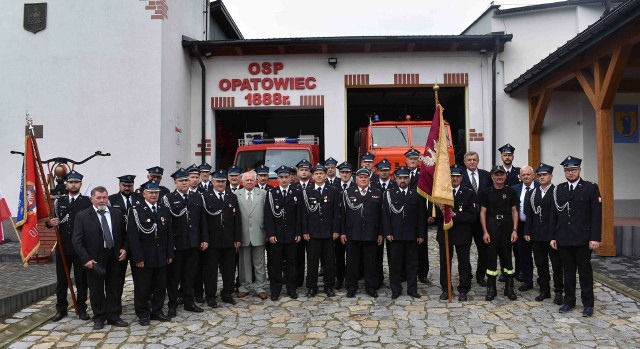 Uroczysty apel z okazji 135-lecia Ochotniczej Straży Pożarnej w Opatowcu