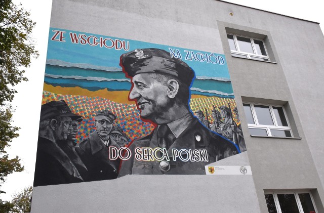 Tym muralem „Budowlanka” w Inowrocławiu podkreśliła swój udział obchodach Roku gen. Władysława Sikorskiego w Powiecie Inowrocławskim