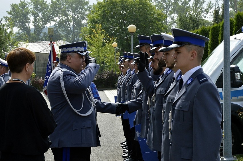 Gorlice. Święto policji, wręczono awanse i podziękowano za ciężką służbę [ZDJĘCIA]