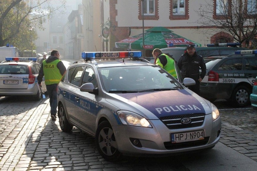 Alarmy bombowe w kilkudziesięciu opolskich urzędac