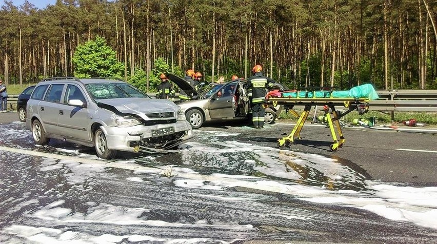 Ze wstępnych ustaleń policjantów wynika, że kierujący oplem...