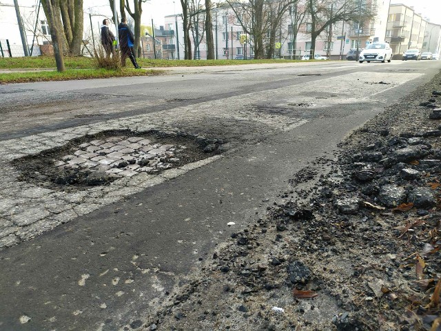 Koniec objazdów w Częstochowie. Niektóre ulice są w dramatycznym stanie
