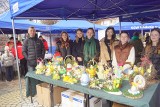Tłumy na Kiermaszu Wielkanocnym w Osieku. Na Rynku można było poczuć świąteczny klimat