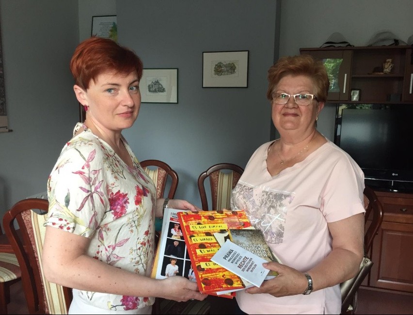 TSKN przekazało ponad 2000 książek do opolskich szkół