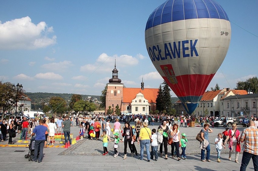 "Czwórka" z Lipna szła w korowodzie