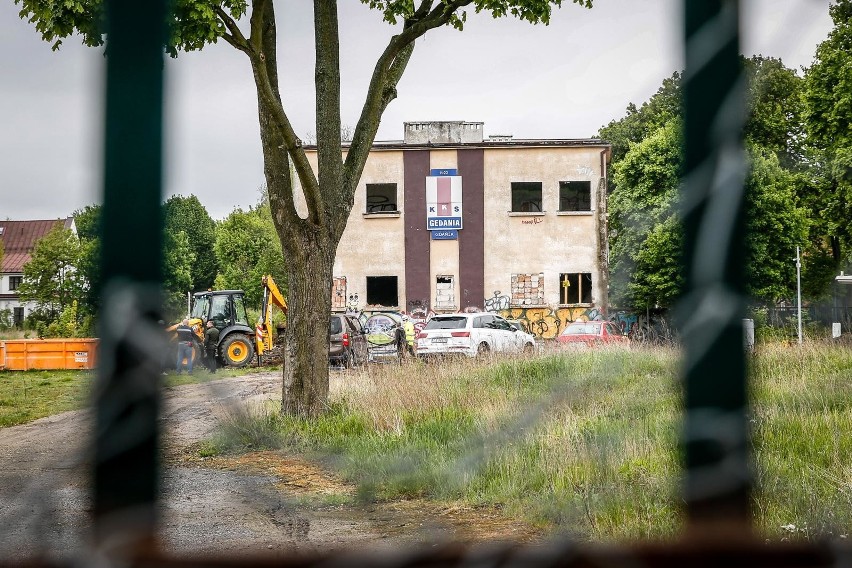 Konferencja prasowa Kacpra Plażyńskiego dotycząca...