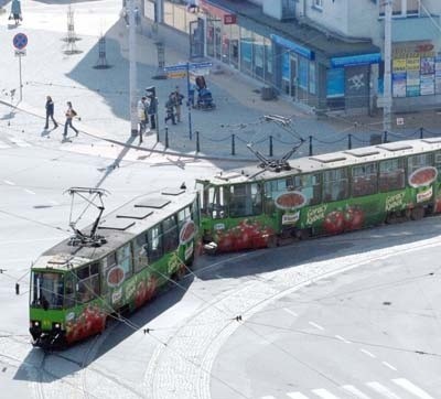 Czy tramwaje stąd znikną? Zamiar likwidacji torowiska do 2010 r. od ul. Sikorskiego do pętli na Piaskach ujawnił nam prezydent.