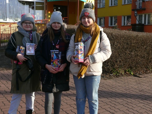 - Chcemy pomagać chorym dzieciom – mówiły Laura Jankowska, Julia Łabędzka i Hanna Dudek.