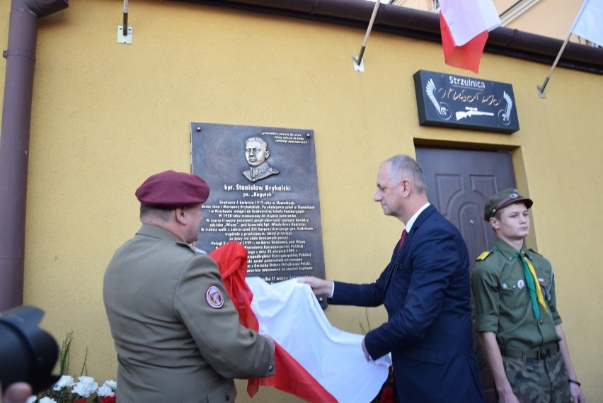 Piknik historyczny ze Słomnik do Wizny. Patriotyzmu uczą się od rodaka kapitana Stanisława Brykalskiego 