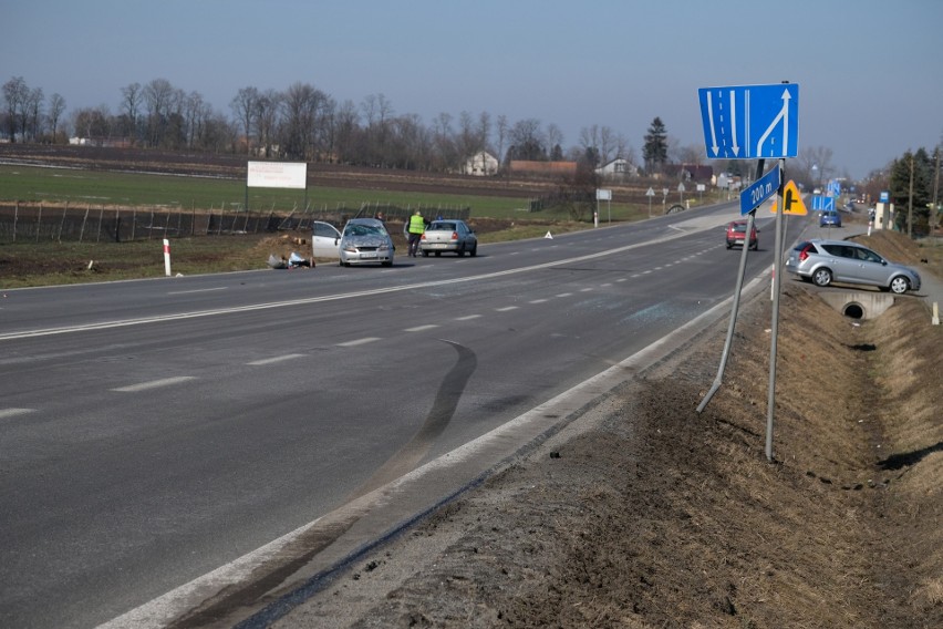 Do zdarzenia doszło w sobotę na drodze krajowej nr 77 w...