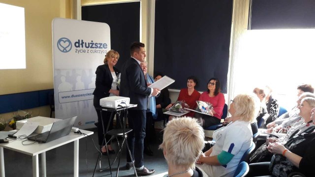 Polskie Stowarzyszenie Diabetyków w Łodzi zorganizowało spotkanie edukacyjne podczas, którego przedstawiona została „Deklaracja 12 zasad w walce o dłuższe życie z cukrzycą”.