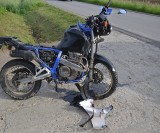 Ucieczka motocyklem przed policjantami skończyła się w rowie. Kierowca miał ponad 0,7 promila