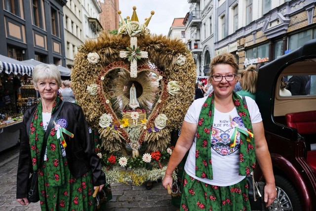 Wielkie święto plonów, Dożynki Województwa Kujawsko-Pomorskiego, zorganizowano w Toruniu