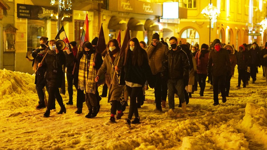 Ogólnopolski Strajk Kobiet w Białymstoku zapowiada protest w weekend. Pod hasłem "Rewolucja jest kobietą" 
