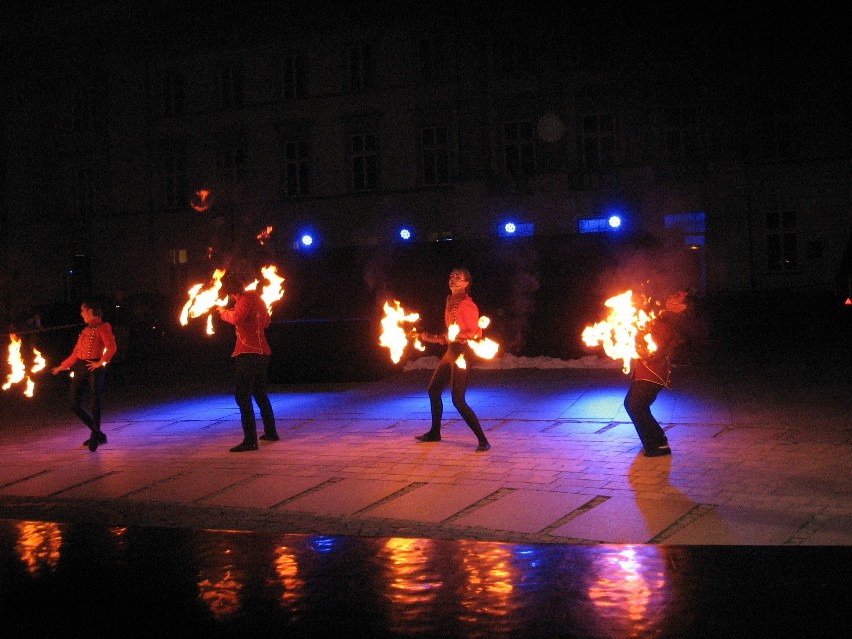 Bardzo efektowny był pokaz ognia Teatru Avatar z Legnicy.