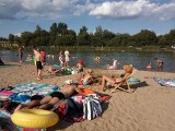 Tłumy na plaży miejskiej w Choroszczy. Kominowe Bajoro pęka w szwach! [ZDJĘCIA]