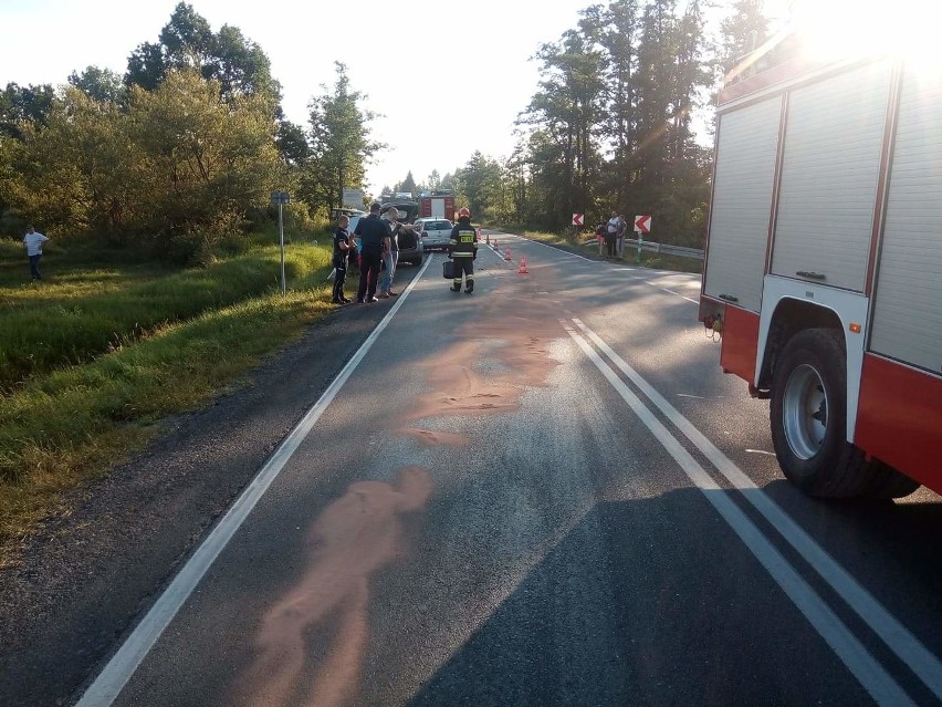 Radwan. Wypadek na drodze krajowej nr 73. Jedna osoba ranna [ZDJĘCIA]